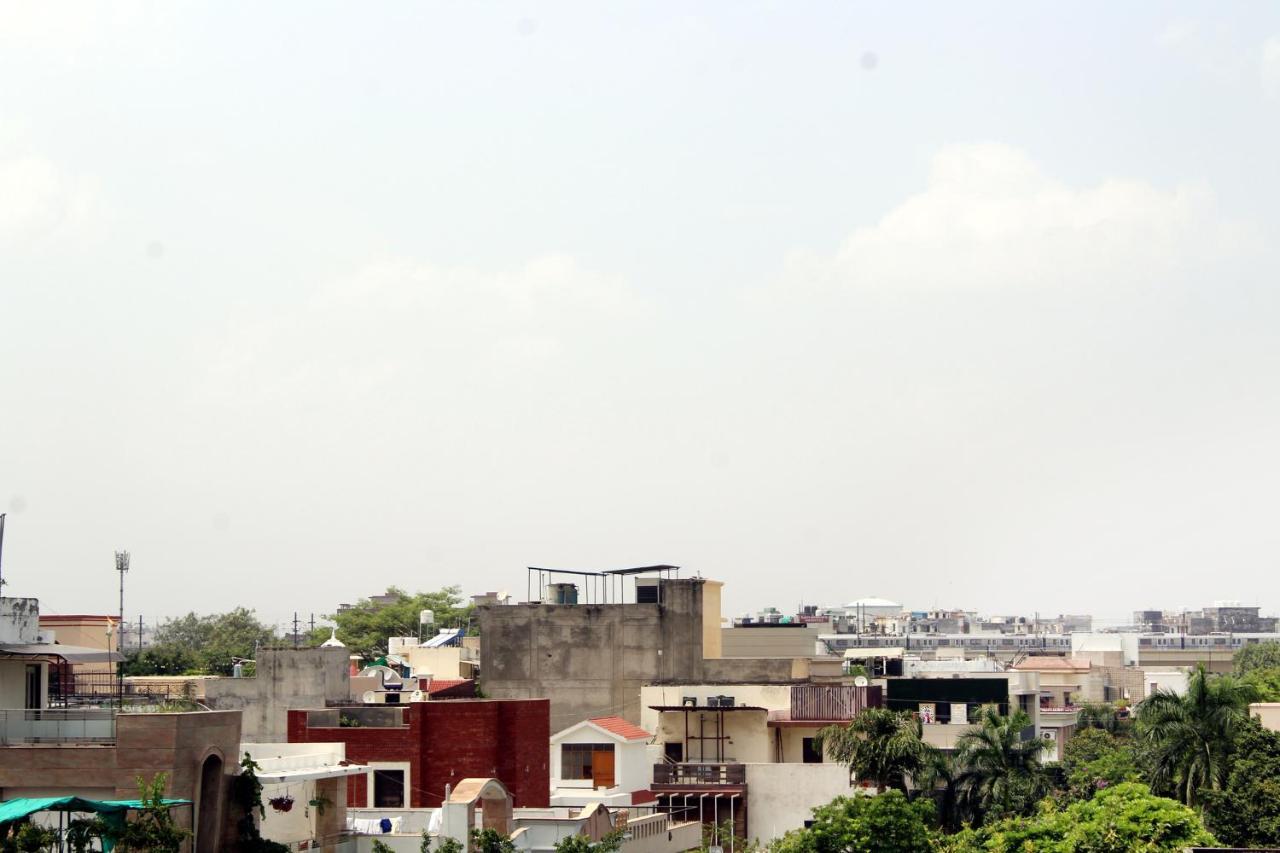 Hotel Trio Residency Near Noida City Center 외부 사진