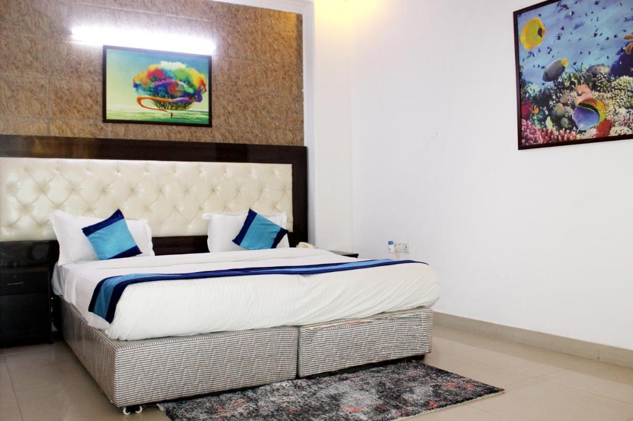 Hotel Trio Residency Near Noida City Center 외부 사진